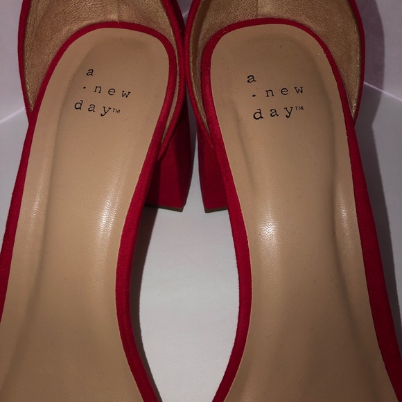 A New Day - Size 8, ladies red block heels - Picture 4 of 8